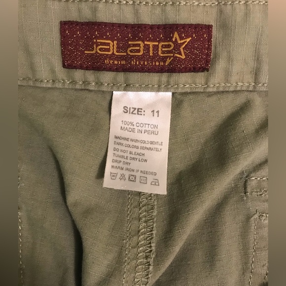 CARGO CAPRI OLIVE GREEN PANTS - Picture 6 of 8